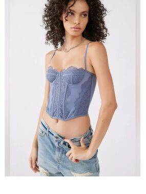 NWT Out From Under Modern Love Push-Up Corset M